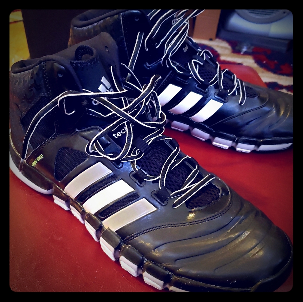 Adidas Techfit Sprintweb Basketball